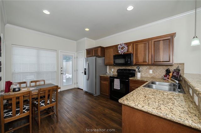 1198 Jones Butler Road 1905, College Station, TX 77840