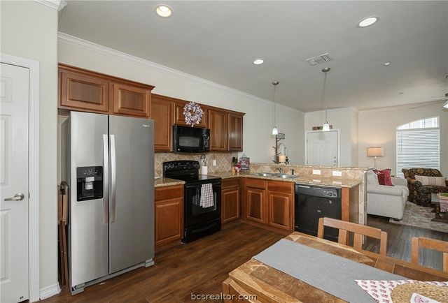 1198 Jones Butler Road 1905, College Station, TX 77840