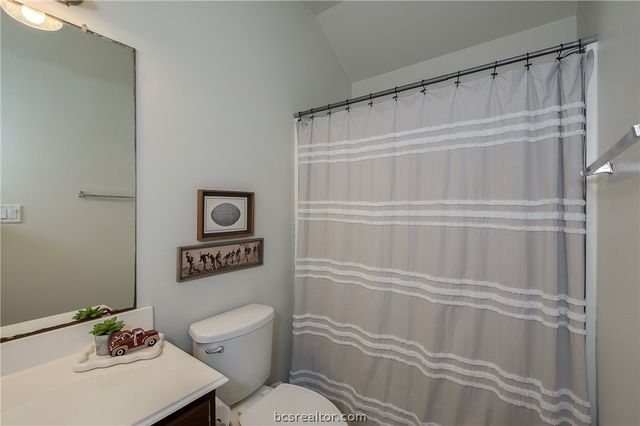 1198 Jones Butler Road 1905, College Station, TX 77840