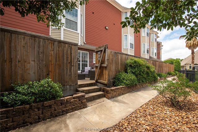 1198 Jones Butler Road 1905, College Station, TX 77840