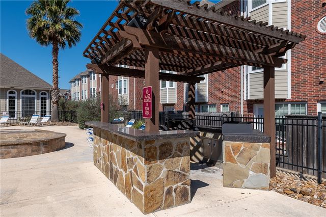 1198 Jones Butler Road 1905, College Station, TX 77840