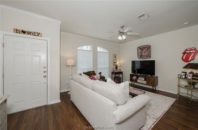 1198 Jones Butler Road 1905, College Station, TX 77840