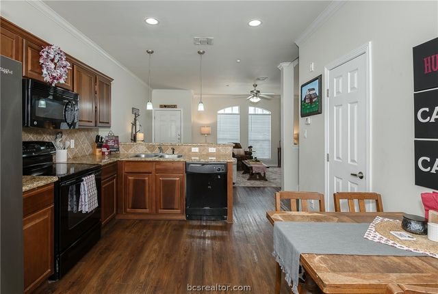 1198 Jones Butler Road 1905, College Station, TX 77840