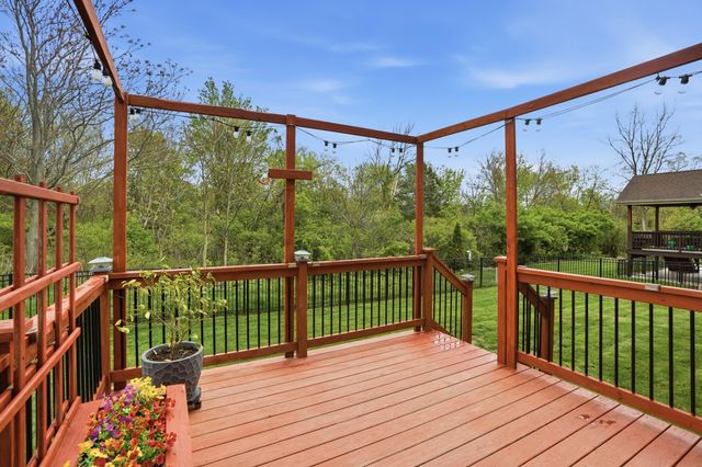 13331 Victoria Lane, Cedar Lake, IN 46303