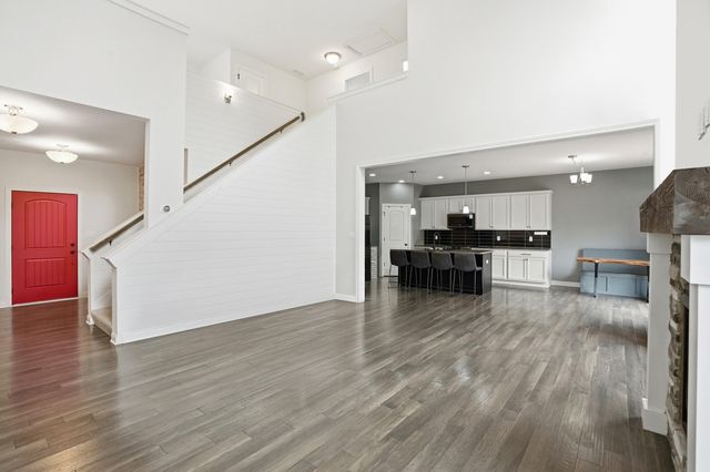 13331 Victoria Lane, Cedar Lake, IN 46303