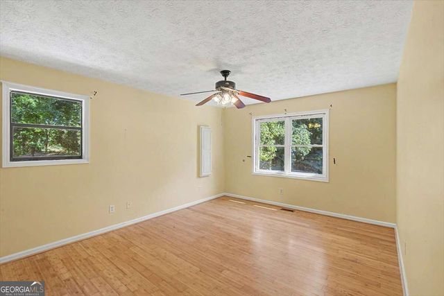 2276 Mohawk Trail, Acworth, GA 30102