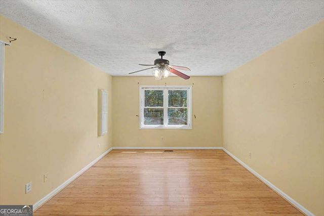 2276 Mohawk Trail, Acworth, GA 30102