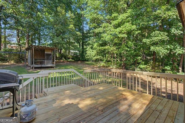 2276 Mohawk Trail, Acworth, GA 30102