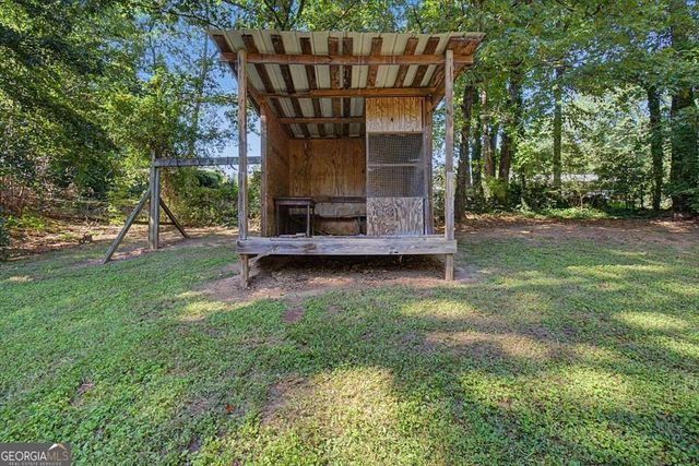 2276 Mohawk Trail, Acworth, GA 30102