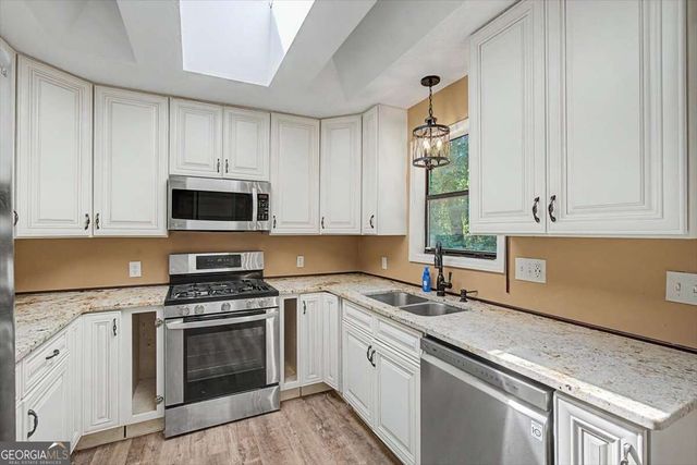 2276 Mohawk Trail, Acworth, GA 30102