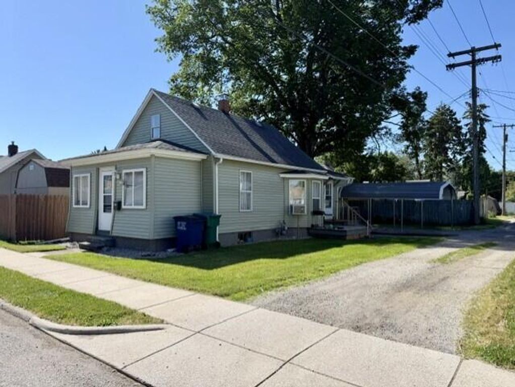 108 Tecumseh Street, La Porte, IN 46350