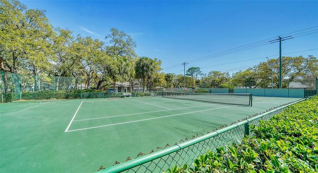 4716 OAK FOREST DRIVE W 56, Sarasota, FL 34231