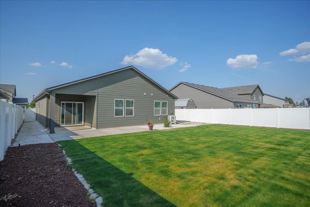 8505 W Red Ave, Cheney, WA 99004