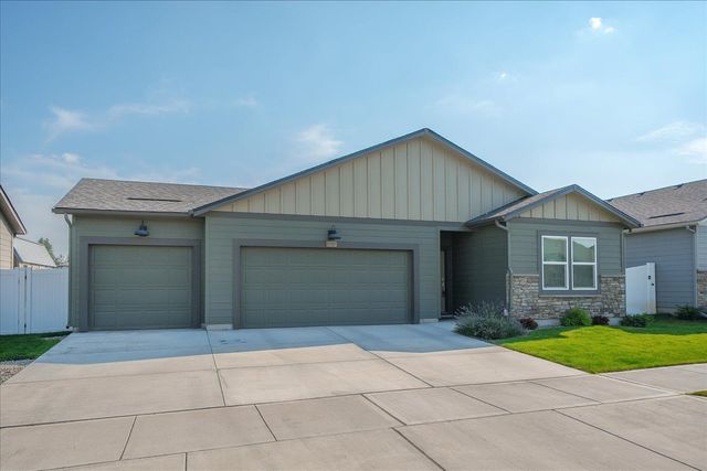 8505 W Red Ave, Cheney, WA 99004
