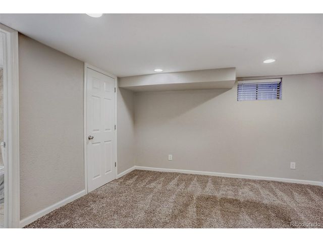 1570 Simms St, Lakewood, CO 80215