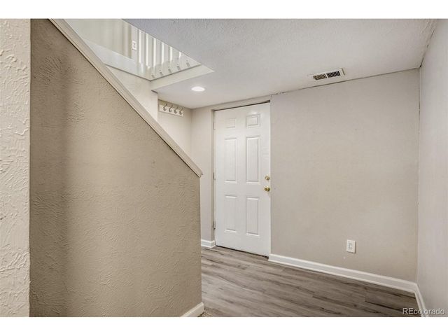 1570 Simms St, Lakewood, CO 80215