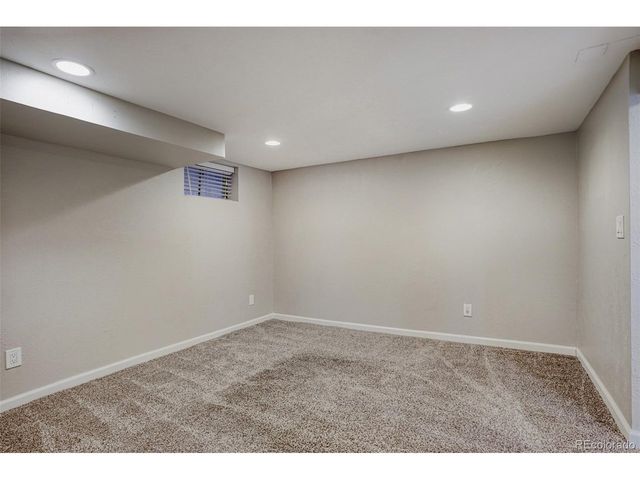 1570 Simms St, Lakewood, CO 80215