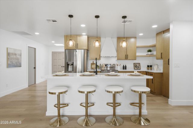 4117 W SAN MIGUEL Avenue, Phoenix, AZ 85019