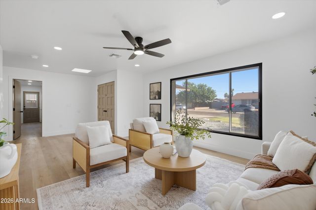 4117 W SAN MIGUEL Avenue, Phoenix, AZ 85019