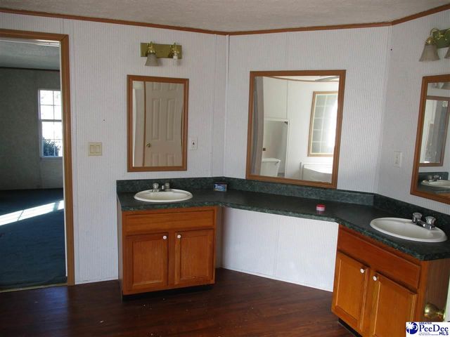 1416 Johnson Rd., Timmonsville, SC 29161