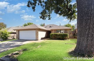 5905 Sterling Green Trail, Arlington, TX 76017