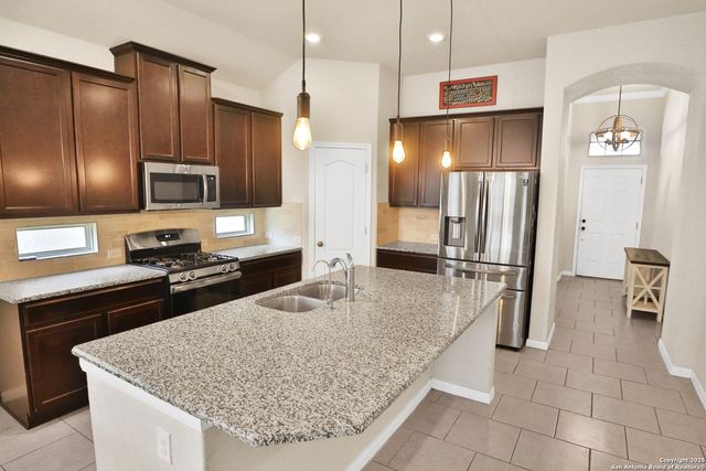 8228 Llano Parke, San Antonio, TX 78254