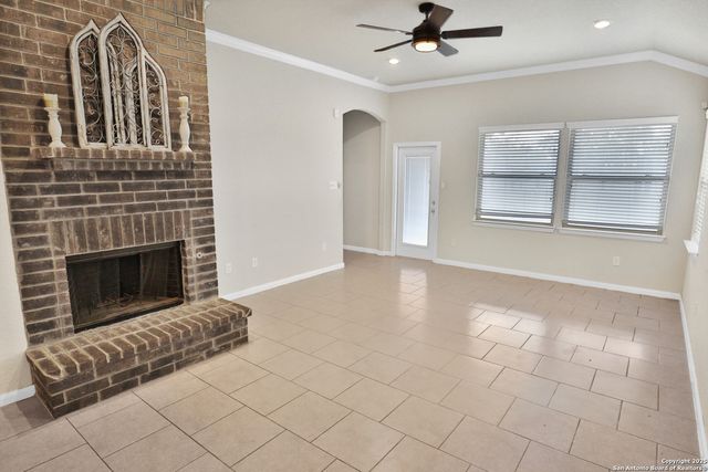 8228 Llano Parke, San Antonio, TX 78254