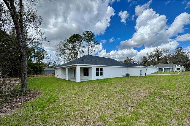 11997 N CONDOR DR, Dunnellon, FL 34433