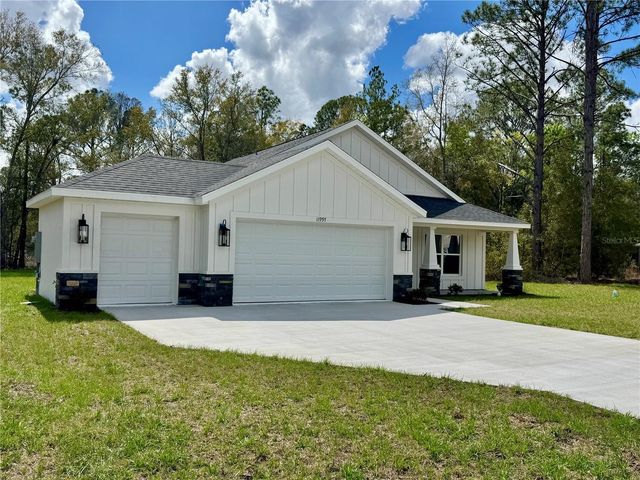 11997 N CONDOR DR, Dunnellon, FL 34433