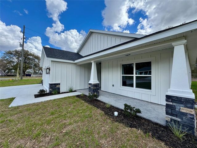 11997 N CONDOR DR, Dunnellon, FL 34433