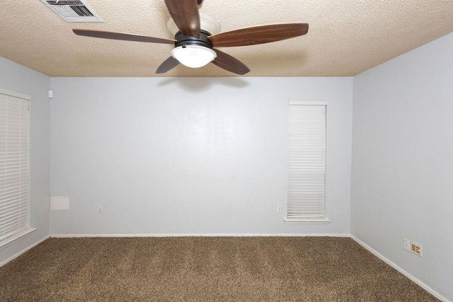 4625 SE Aberdeen Ave, Lawton, OK 73501