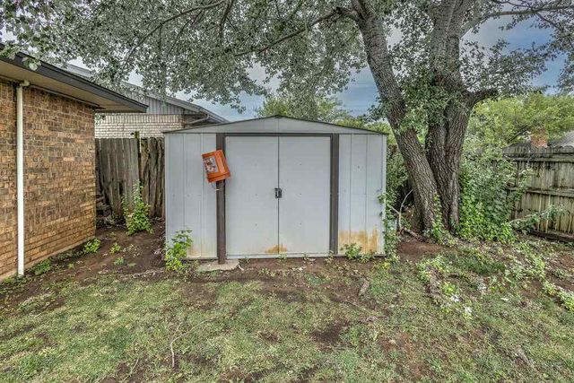 4625 SE Aberdeen Ave, Lawton, OK 73501