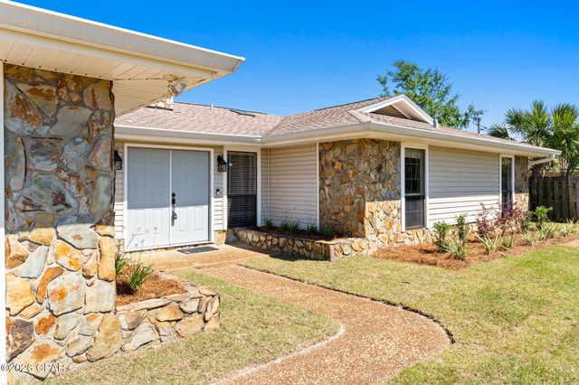 2902 Malone Drive, Panama City, FL 32405