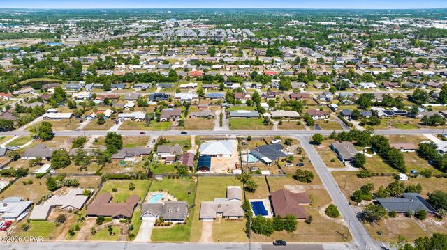 2902 Malone Drive, Panama City, FL 32405