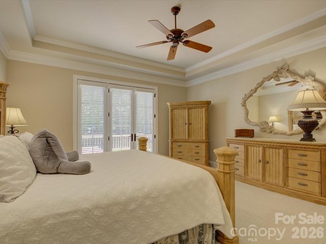 3912 Lake Spring Cove Court, Denver, NC 28037