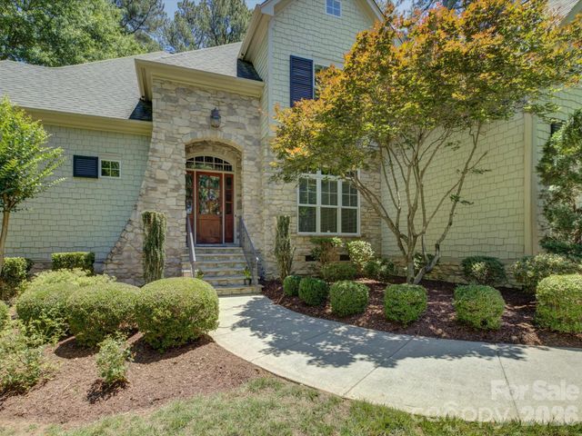 3912 Lake Spring Cove Court, Denver, NC 28037