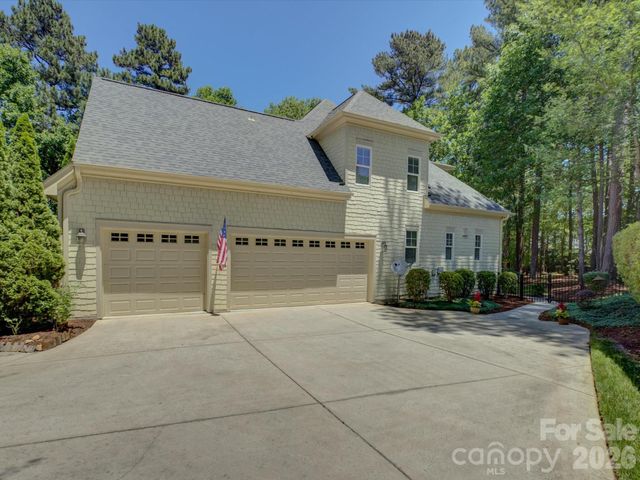 3912 Lake Spring Cove Court, Denver, NC 28037