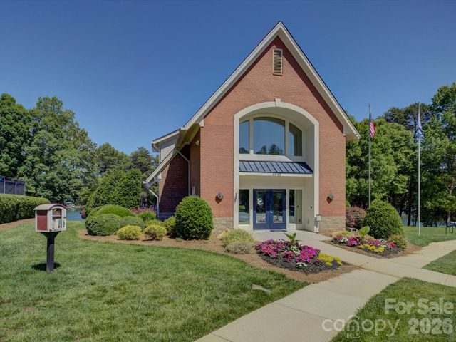 3912 Lake Spring Cove Court, Denver, NC 28037