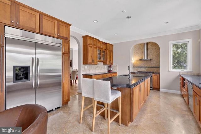 5316 42ND ST NW, Washington, DC 20015