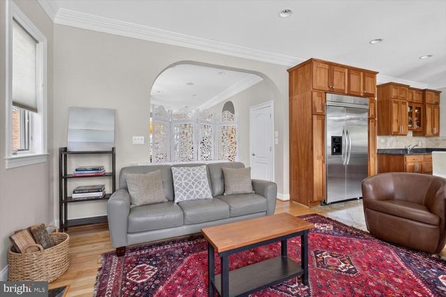 5316 42ND ST NW, Washington, DC 20015