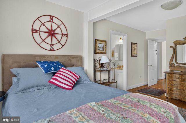 5316 42ND ST NW, Washington, DC 20015