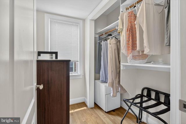 5316 42ND ST NW, Washington, DC 20015