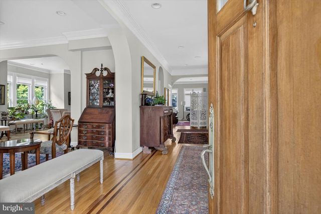 5316 42ND ST NW, Washington, DC 20015