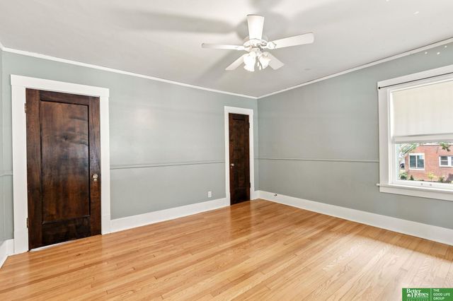 302 S 49th Avenue, Omaha, NE 68132