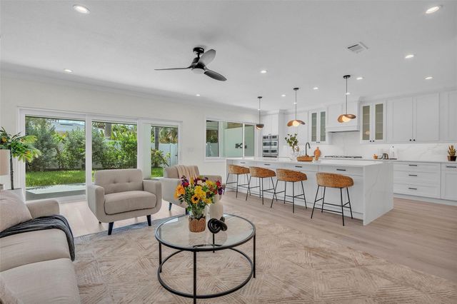 965 BRUCE AVENUE, Clearwater Beach, FL 33767