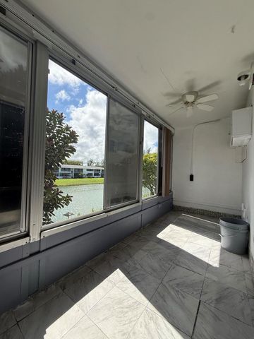 89 Northampton E E, West Palm Beach, FL 33417