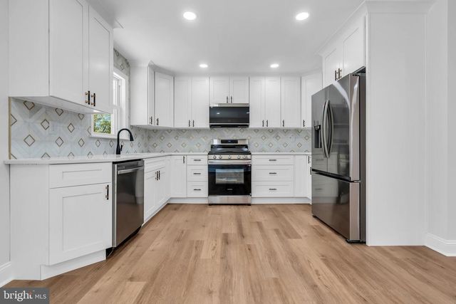 143 OAK PINES BLVD, Pemberton, NJ 08068