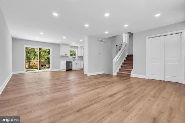 143 OAK PINES BLVD, Pemberton, NJ 08068