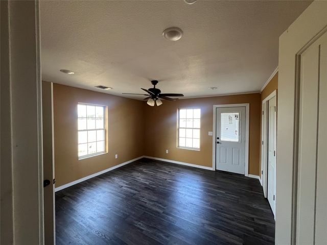 1250 County Road 2280, Telephone, TX 75488