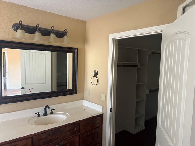 1250 County Road 2280, Telephone, TX 75488